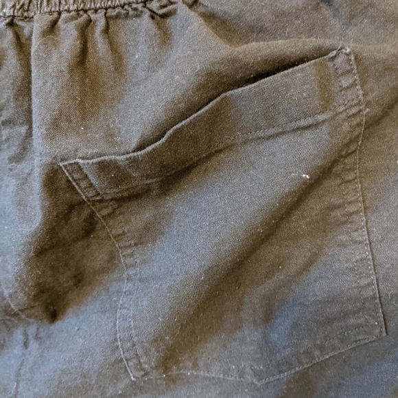 Pants - Picture 3 of 10